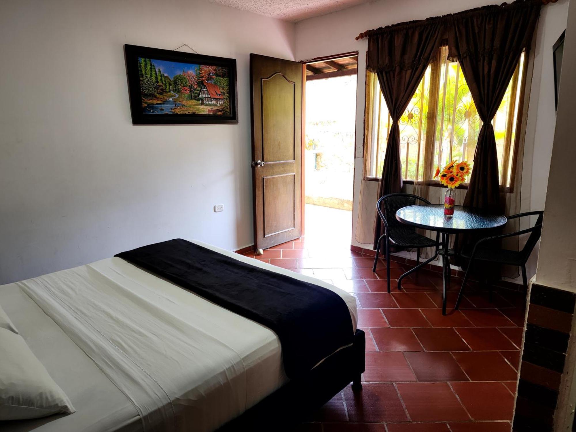 Hotel Campestre Palmas Del Zamorano 산힐 외부 사진