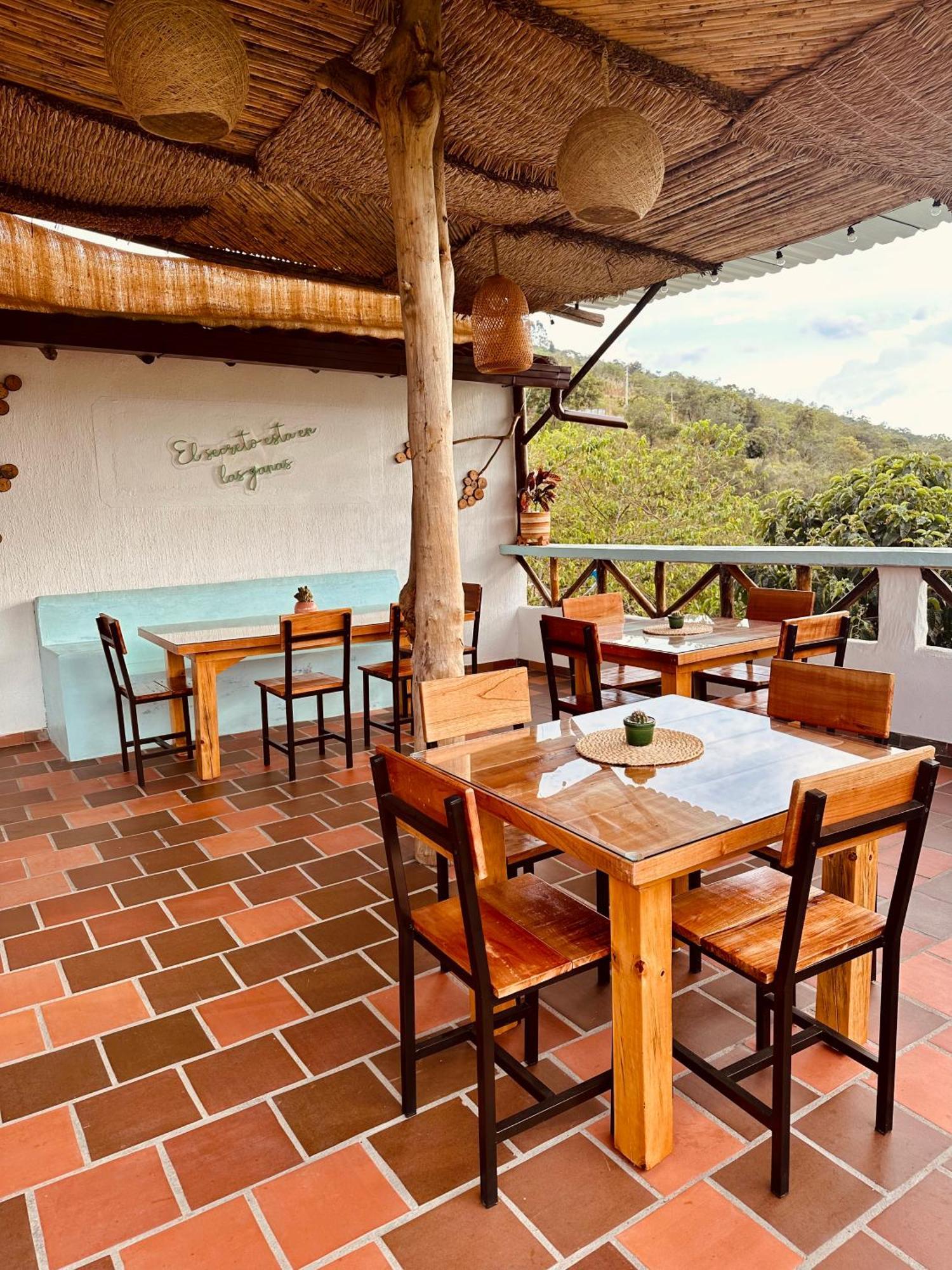 Hotel Campestre Palmas Del Zamorano 산힐 외부 사진